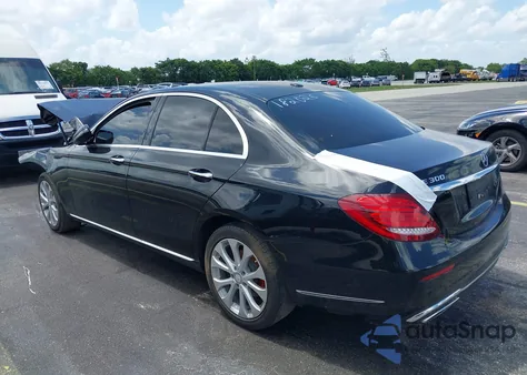 2017 Mercedes-Benz E 300 from USA, damaged, VIN WDDZF4JB3HA182026